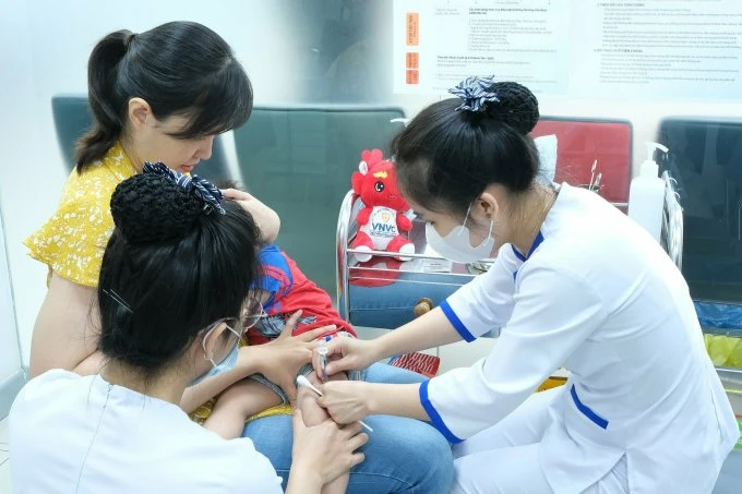 Việt Nam có thêm vaccine phòng viêm màng não mô cầu