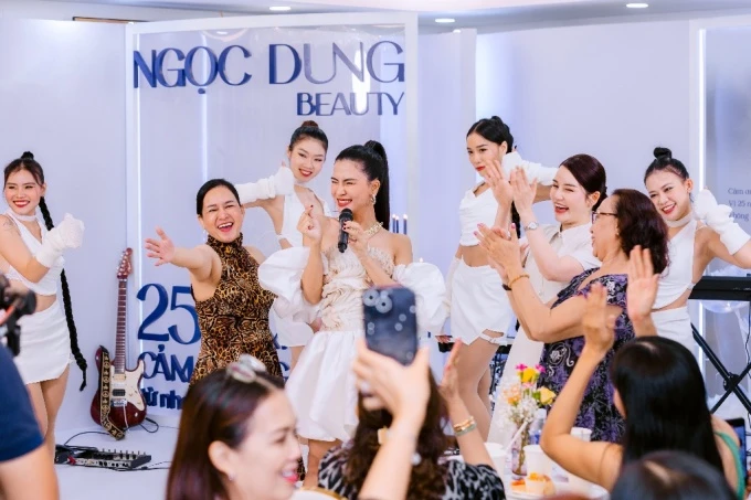 Chuỗi sự kiện mừng sinh nhật của Thẩm mỹ viện Ngọc Dung