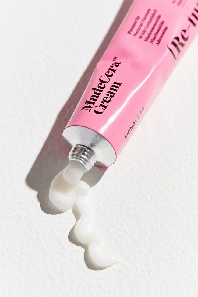 Nếu bạn muốn có làn da đẹp mà không tốn nhiều công sức, hãy thử ngay 7 sản phẩm skincare đa năng tuyệt vời này! Lỗ chân lông