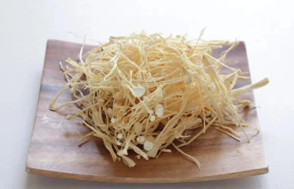 Nấm quen thuộc trong các món lẩu: Giải độc, hỗ trợ giảm cân và làm đẹp. làm đẹp
