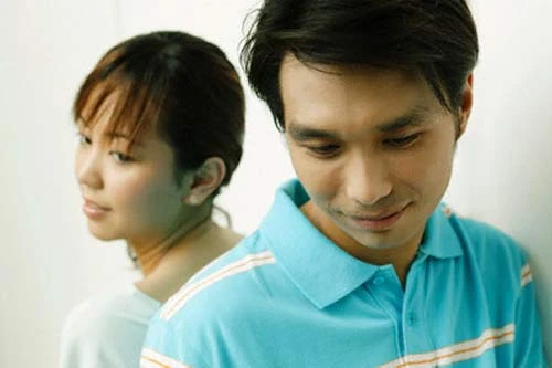Những người chồng tự chuốc lấy "trái đắng" gia đình