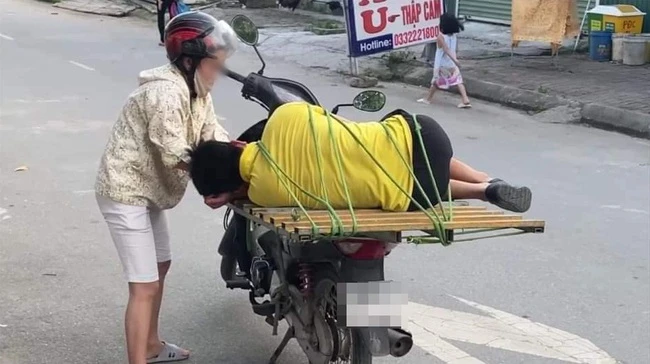 Chồng say xỉn đến mức không nhận ra gì, vợ phải đến cột lại để đưa về, khiến dân mạng vừa buồn cười vừa lo lắng.