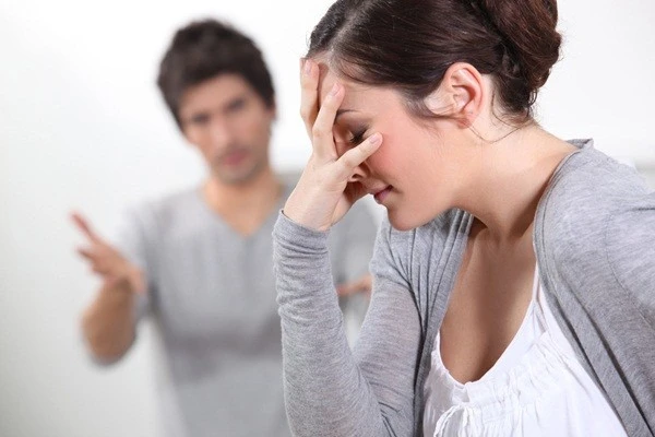 Hôn nhân của những cặp đôi sống tách biệt về mặt cảm xúc vợ chồng lục đục