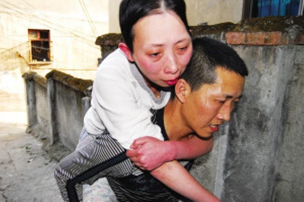 Người phụ nữ mắc bệnh hiếm, chỉ cần ngủ quá một tiếng là nguy hiểm đến tính mạng. tình cảm vợ chồng