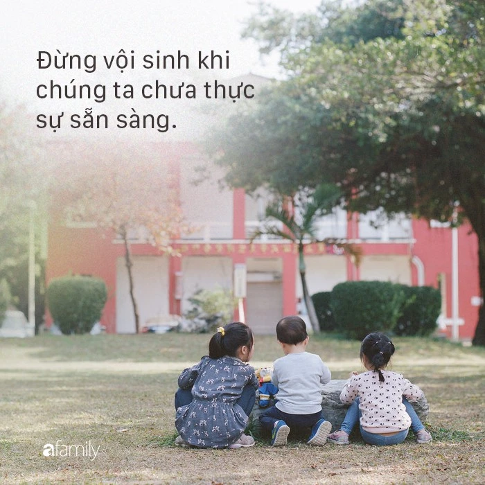 hai mẹ con