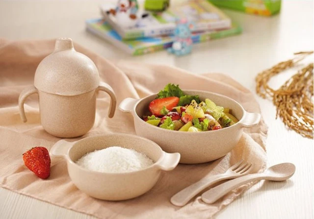 Những đồ dùng bếp nhỏ gọn từ lúa mạch thân thiện với môi trường. Lò vi sóng