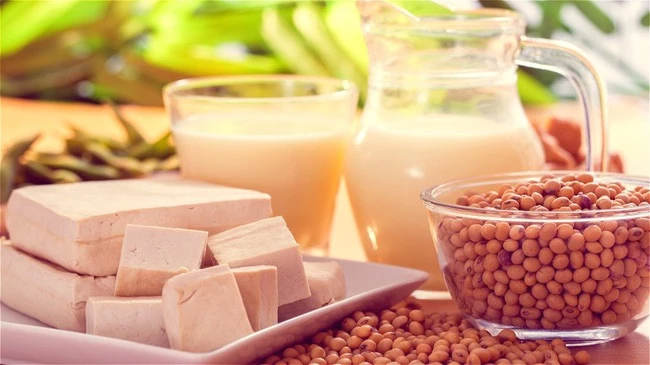 "7 loại thực phẩm rẻ tiền dễ tìm giúp sạch động mạch, ngăn ngừa đột quỵ mà nhiều người thường bỏ qua" bệnh tim mạch