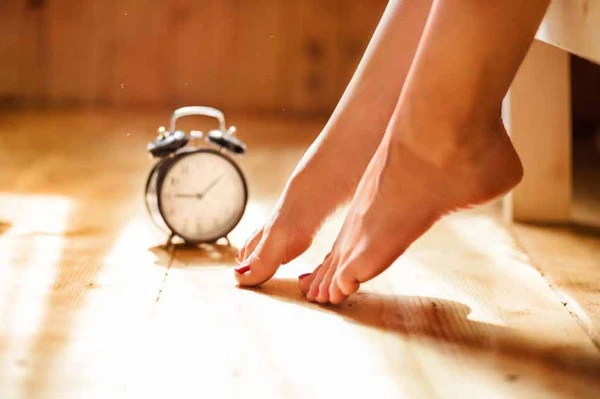7 bí quyết giúp bạn tràn đầy sức sống và tỉnh táo vào buổi sáng mùa đông buổi sáng