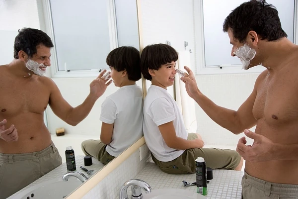7 Mối Nguy Hiểm Trong Phòng Tắm Đối Với Trẻ Em (P2) nhà vệ sinh