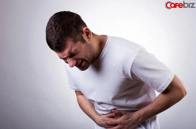 "33 tuổi, thức khuya đến mất thị lực: Nỗi ám ảnh của người trưởng thành khi đánh đổi sức khỏe và mạng sống để tìm kiếm niềm vui" tình trạng sức khỏe