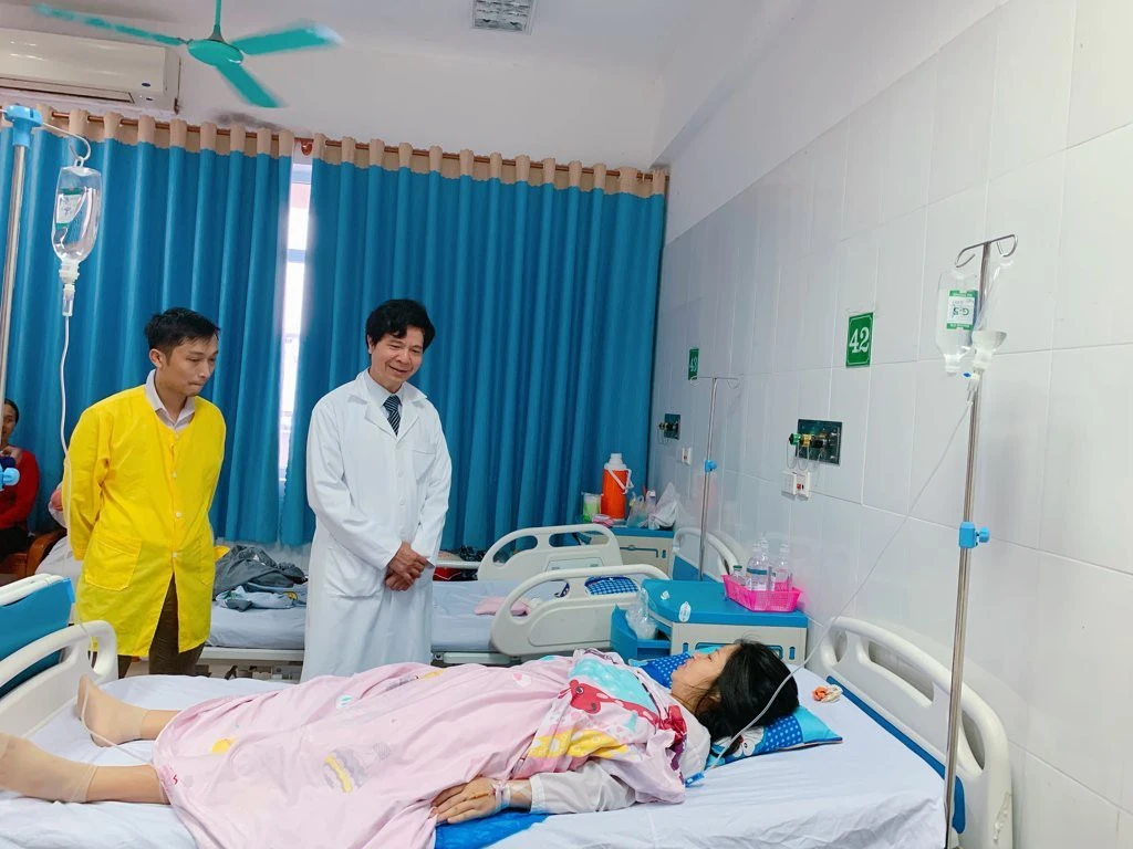Cứu sống mẹ và thai nhi trong trường hợp thai phụ mắc rau tiền đạo trung tâm và rau cài răng lược xuyên bàng quang hiếm gặp. Sức khỏe sinh sản
