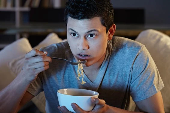 6 dấu hiệu cho thấy bạn có nguy cơ tăng cân nếu không nhanh chóng điều chỉnh hành vi ngay bây giờ nguyên nhân gây tăng cân