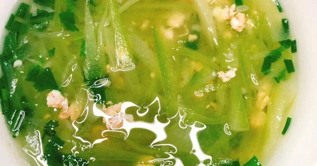 Rau tốt cho gan, hỗ trợ thanh lọc cơ thể, giúp da sáng và giảm cân hiệu quả khi ăn thường xuyên. giảm cân nhanh vào mùa hè